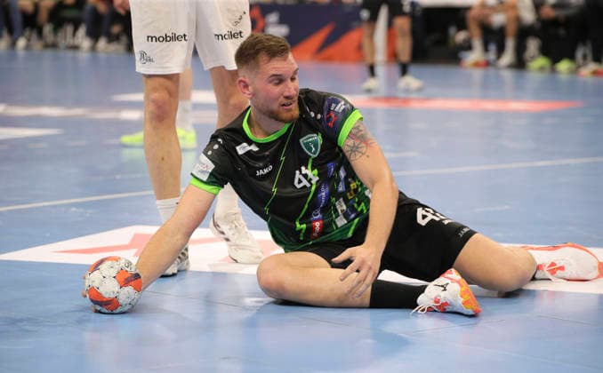 photo : skeptische Miene bei ... Tin LUCIN (Nasice) Handball Herren am Di. 05.05.2026 Mens EHF European League , THW Kiel - RK Nexe Nasice