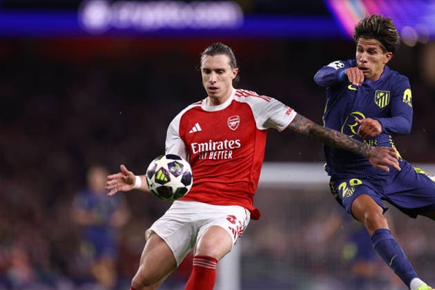 Arsenal v Atletico Madrid 05 May 2026, London - UEFA Champions League - Semi Final - Second Leg - Arsenal v Atletico Madrid - Riccardo Calafiori of Arsenal and Giuliano Simeone of Atletico Madrid - Photo: Jacques Feeney Offside. London UK Copyright: xJacquesxFeeneyx xOffsidexOffside
