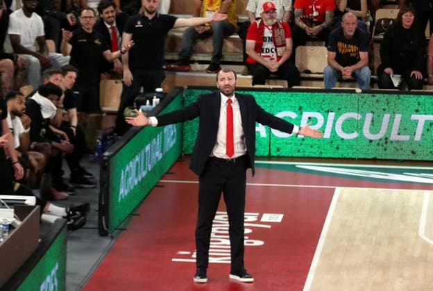 MONACO-OLYMPIAKOS BASKET EUROLIGUE PHOTOPQR NICE MATIN Jean François Ottonello ; Monaco ; 05 05 2026 ; AS Monaco vs Olympiakos - Quart de finale Euroligue de basket match 3 - Manuchar MARKOISHVILI, entraineur AS Monaco Monaco France  Copyright: xPHOTOPQR NICExMATIN MAXPPPxJeanxFrançoisxOttonellox 20260505NIM9131 20260505NIM9131