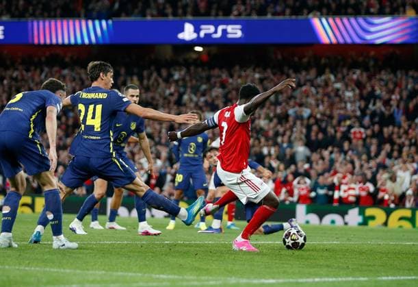 Bukayo Saka scores the opening goal of the game for Arsenal Mikel Arteta the Arsenal manager Arsenal v Atletico Madrid, Football, UEFA Champions League, Semi-Final 2nd Leg, Emirates Stadium, Islington, London, UK - 05 05 2026  Copyright: xMattxImpey Shutterstockx 16860940b
