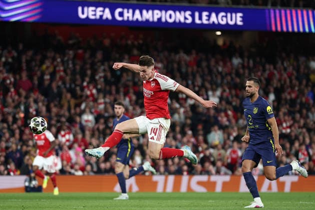 London, England, 5th May 2026. Viktor Gyokeres of Arsenal shoots at goal but fails to score during the Arsenal vs Atletico Madrid UEFA Champions League match at the Emirates Stadium, London. Picture credit should read: David Klein Sportimage EDITORIAL USE ONLY. No use with unauthorised audio, video, data, fixture lists, club league logos or live services. Online in-match use limited to 120 images, no video emulation. No use in betting, games or single club league player publications. SPI_117_DK_Arsenal_Athletico_Madrid SPI-4781-0117