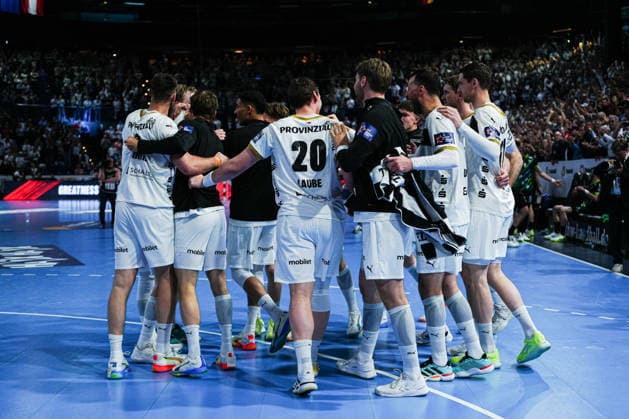 THW Kiel jubelt Jubel nach Sieg Spielende GER, THW Kiel vs. RK Nexe, Handball, EHF European League, Viertelfinale, Rückspiel, Saison 2025 2026, 05.05.2026 GER, THW Kiel vs. RK Nexe, Handball, EHF European League, Viertelfinale, Rückspiel, Saison 2025 2026, 05.05.2026 Kiel Copyright: xEibner-Pressefoto MarcelxvonxFehrnx EP_MFN