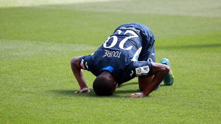 02.05.26 TSG 1899 Hoffenheim - VfB Stuttgart Deutschland, Sinsheim, 02.05.2026, Fussball, Bundesliga, Saison 2025 2026, TSG 1899 Hoffenheim - VfB Stuttgart (3:3): Bazoumana Toure (TSG 1899 Hoffenheim); Jubel Tor 2:0 Toure. *** 02 05 26 TSG 1899 Hoffenheim VfB Stuttgart Germany, Sinsheim, 02 05 2026, Soccer, Bundesliga, Season 2025 2026, TSG 1899 Hoffenheim VfB Stuttgart 3 3 Bazoumana Toure TSG 1899 Hoffenheim cheering goal 2 0 Toure