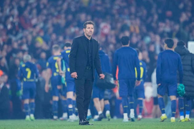 May 5, 2026, London, London, England: Diego Simeone of Atletico de Madrid looks dejected after the team s defeat in the UEFA Champions League 2025 26 Semi Final Second Leg match between Arsenal FC and Atletico de Madrid at Emirates Stadium on May 05, 2026, in London, England. London England - ZUMAa181 20260505_zaa_a181_314 Copyright: xDennisxAgyemanx