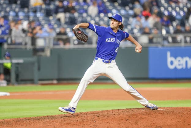 MAY 5, 2026: Kansas City Royals relief pitcher Daniel Lynch IV (41) comes in relief in the 8th inning against the Cleveland Guardians at Kauffman Stadium in Kansas City, MO. CSM Kansas City United States - ZUMAc04_ 20260505_zma_c04_148 Copyright: xRomanxPunox