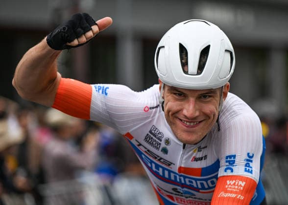 James Gardner Wins The 2026 Wakayama Castle Criterium WAKAYAMA, JAPAN - MAY 6: James Gardner of Terengganu Cycling Team celebrates as he crosses the finish line to win the Wakayama Castle Criterium, the opening pre-event of the 26th Tour de Kumano, on May 6, 2026, in Wakayama City, Japan. Gardner spearheaded a successful breakaway to claim victory ahead of Cameron Scott of Li Ning Star and Elliot Schultz of Victoire Hiroshima in the 30km high-speed race held on Keyaki Avenue. Wakayama Japan  Copyright: xArturxWidakx originalFilename:widak-jamesgar260506_npQCc.jpg