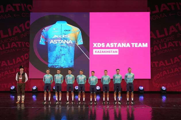 XDS ASTANA TEAM during the teams presentation ahead of the Giro d™Italia cycling race in Burgas. The race starts on Friday, May 8, with the first stage over 160 km, from Nessebar to Burgas, Bulgaria - Wednesday, May 6, 2026. - cycling.  Copyright: xFabioxFerrarix xLaPressex