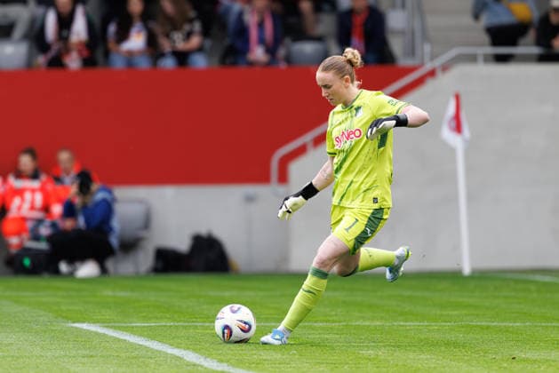 Laura Dick (1, TSG 1899 Hoffenheim) beim Spiel zwischen FC Bayern München v TSG 1899 Hoffenheim, Fußball, Frauen, Google Pixel Frauen-Bundesliga, 2025 2026, 24.Spieltag am 06.05.2026 in München, FC Bayern Campus. DFL and DFB regulations prohibit any use of photographs as image sequences and or quasi-video. Bayern Deutschland