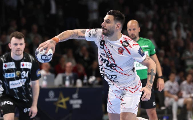 Hugo Descat am Ball Aktion Oberkörper Handball CL Championsleague Champions League Herren Viertelfinale Rückspiel Saison 2025 2026 06.05.2026 Füchse Berlin vs. Veszprem HC in der Max Schmeling Halle