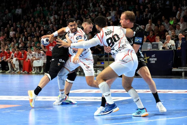 DEU, Machineseeker EHF Champions League, Fuechse Berlin vs. One VeszprŽm HC, 06.05.2026, Max-Schmeling-Halle, Berlin, DEU, Machineseeker EHF Champions League, Fuechse Berlin vs. One VeszprŽm HC, im Bild Mijajlo Marsenic (Fuechse Berlin 93), Max Darj (Fuechse Berlin 5), Ahmed Hesham (Veszprem 15), Ahmed Adel (Veszprem 80)