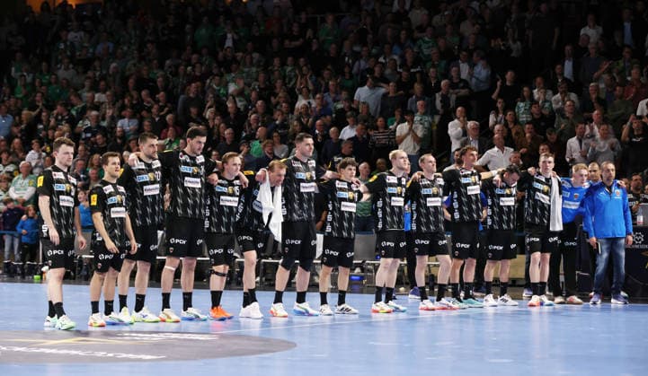 Füchse Mannschaft beim Siebenmeterwerfen Handball CL Championsleague Champions League Herren Viertelfinale Rückspiel Saison 2025 2026 06.05.2026 Füchse Berlin vs. Veszprem HC in der Max Schmeling Halle