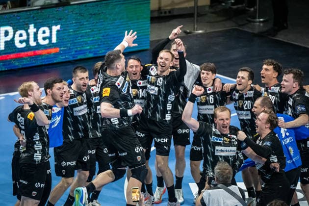 Handball Berlin 06.05.2026 Saison 2025 2026 Championsleague Champions League Männer, Herren Viertelfinale Rückspiel Füchse Berlin - One Veszprem HC Füchse gewinnen im Siebenmeterwerfen Mathias Gidsel (Füchse Berlin, No.19) mit dem entscheidenden Siebenmeter Jubel