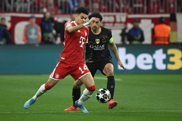 06.05.2026, xemx, Fussball UEFA Champions League 1 2 Finale, FC Bayern Muenchen - Paris St. Germain v.l. Luis Diaz (FC Bayern Muenchen) Marquinhos (Paris St. Germain) Zweikampf, Aktion, action, battle for the ball (DFL DFB REGULATIONS PROHIBIT ANY USE OF PHOTOGRAPHS as IMAGE SEQUENCES and or QUASI-VIDEO) Muenchen