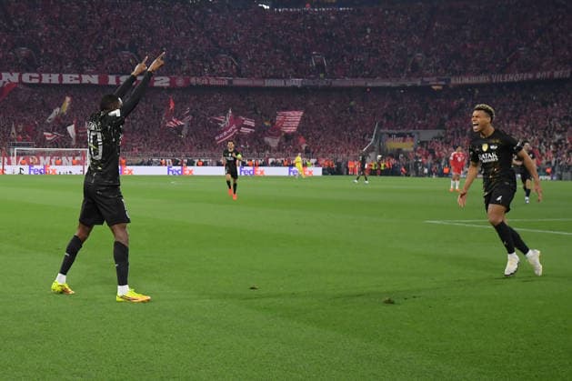 06.05.2026, xemx, Fussball UEFA Champions League 1 2 Finale, FC Bayern Muenchen - Paris St. Germain v.l. Torjubel nach dem Tor zum celebrating the goal celebrate 0:1 durch Ousmane Dembele (Paris St. Germain) (DFL DFB REGULATIONS PROHIBIT ANY USE OF PHOTOGRAPHS as IMAGE SEQUENCES and or QUASI-VIDEO) Muenchen