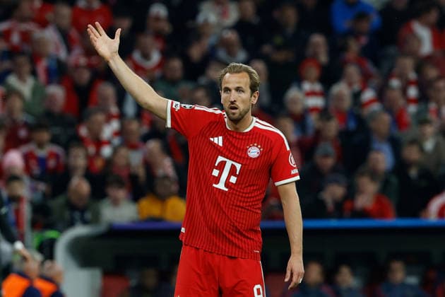 06.05.2026, xjrdrx, Fussball UEFA Champions League 1 2 Finale, FC Bayern Muenchen - Paris St. Germain v.l. Harry Kane (FC Bayern Muenchen) gibt Anweisungen, gestikuliert, mit den Armen gestikulieren gives instructions, gesticulate (DFL DFB REGULATIONS PROHIBIT ANY USE OF PHOTOGRAPHS as IMAGE SEQUENCES and or QUASI-VIDEO) Muenchen