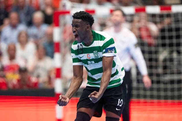 CL Men s Handball: Aalborg Handball - Sporting Clube de Portugal Sporting Clube de Portugal s Mamadou Gassama reacts after scoring during the EHF Champions League quarter-final return match between Aalborg Handball and Sporting Clube de Portugal at Sparekassen Danmark Arena. (Photo: Bo Amstrup Ritzau Scanpix) , Aalborg Denmark Mors Copyright: BoxAmrstrupx xRitzauxScanpix BoxAmstrupx spdk20260506-213743-L