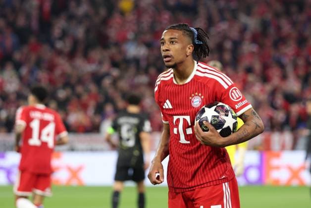 Michael Olise 17 (FC Bayern Muenchen), FC Bayern Muenchen vs. Paris Saint-Germain, Fussball, UEFA, Champions League, Halbfinale, Rueckspiel, 06.05.2026 Muenchen Bayern Deutschland