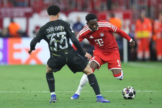 Fußball UEFA Champions League Halbfinale Rückspiel FC Bayern München - Paris Saint-Germain am 06.05.2026 in der Allianz Arena in München Warren Zaire-Emery ( Paris ), vorne - Alphonso Davies ( München ), hinten