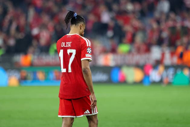 Michael Olise (FC Bayern Muenchen, 17) enttaeuscht nach dem Spiel, Emotionen, GER, FC Bayern Muenchen vs. Paris St. Germain, Fussball, UEFA Champions League, Halbfinale, Rueckspiel, Saison 2025 2026, 06.05.2026, GER, FC Bayern Muenchen vs. Paris St. Germain, Fussball, UEFA Champions League, Halbfinale, Rueckspiel, Saison 2025 2026, 06.05.2026 Muenchen Copyright: xEibner-Pressefoto JennixMaulx EP_JML