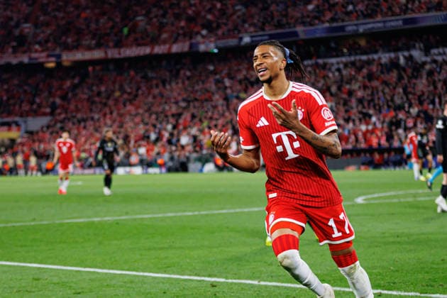Michael Olise seen during UEFA Champions League semifinal game between teams o FC Bayern Munchen and Paris Saint-Germain (Grzegorz Wajda Ball Raw Images) Munich Allianz Arena Germany Copyright: xGrzegorzxWajdax grzegorzwajda_bayern_psg_2526_6-10