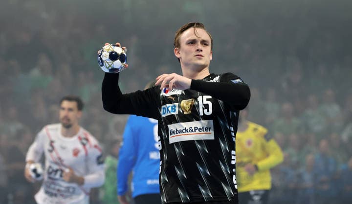 Tobias Schjoelberg Groendahl am Ball Aktion Oberkörper Handball CL Championsleague Champions League Herren Viertelfinale Rückspiel Saison 2025 2026 06.05.2026 Füchse Berlin vs. Veszprem HC in der Max Schmeling Halle