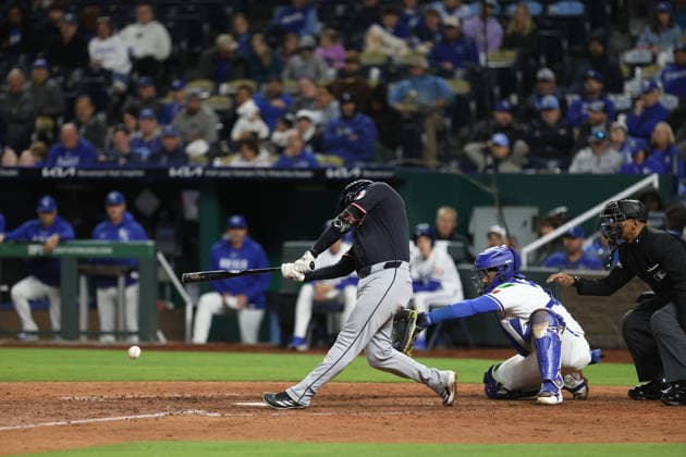 MAY 6, 2026: Cleveland Guardians outfielder David Fry (6) grounds out and drives in a run against the Kansas City Royals at Kauffman Stadium in Kansas City, MO. CSM MLB, Baseball Herren, USA 2026: Guardians Vs Royals May 6th  - ZUMAc04_ 20260506_zma_c04_120 Copyright: xRomanxPunox