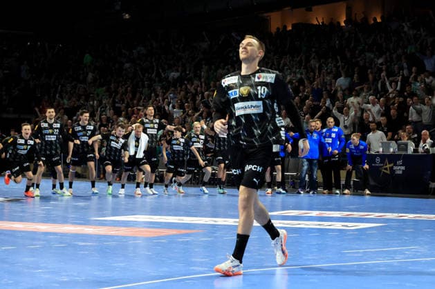 DEU, Machineseeker EHF Champions League, Fuechse Berlin vs. One VeszprŽm HC, 06.05.2026, Max-Schmeling-Halle, Berlin, DEU, Machineseeker EHF Champions League, Fuechse Berlin vs. One VeszprŽm HC, im Bild Mathias Gidsel (Fuechse Berlin 19), Fuechse-Spielerkreis