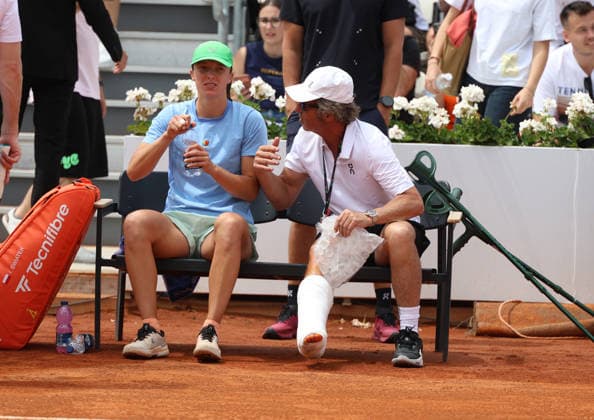 May 7, 2026, Rome, Celestynow, Italy: IGA SWIATEK of Poland and her coach FRANCISCO ROIG of Spain during practise session on tennis tournament WTA, Tennis Damen 1000 Internazionali BNL DÃ¢â‚¬â ¢Italia, Rome, Italy. Tennis, Internazionali BNL DÃ¢â‚¬â ¢Italia 2026 - Iga Swiatek, Francisco Roig  - ZUMAc278 20260507_zsp_c278_002 Copyright: xMarcinxCholewinskix