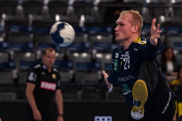 DAIKIN Handball Bundesliga: TVB Stuttgart vs. Rhein-Neckar Löwen; 07.05.2026 Stuttgart, GERMANY - 07. Mai 2026: David Späth (Rhein-Neckar Löwen, 29) beim Einwerfen vor dem Match zwischen dem TVB Stuttgart und den Rhein-Neckar Löwen am 31. Spieltag der Daikin Handball Bundesliga in der Porsche-Arena. Copyright: xBEAUTIFULxSPORTS Steinx