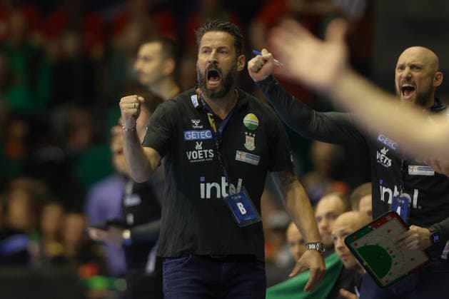 07.05.2026, xtgx, Handball, EHF Champions League 1 4 Finale, SC Magdeburg - Pick Szeged v.l. Bennet Wiegert (Magdeburg, Trainer) Jubel, Torjubel, jubelt ueber das Tor, celebrate the goal, celebration Magdeburg