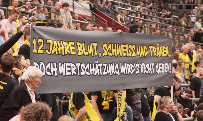 Ludwigsburg , easyCredit Basketball Bundesliga MHP Riesen Ludwigsburg vs. Bayern München , Fans Riesen