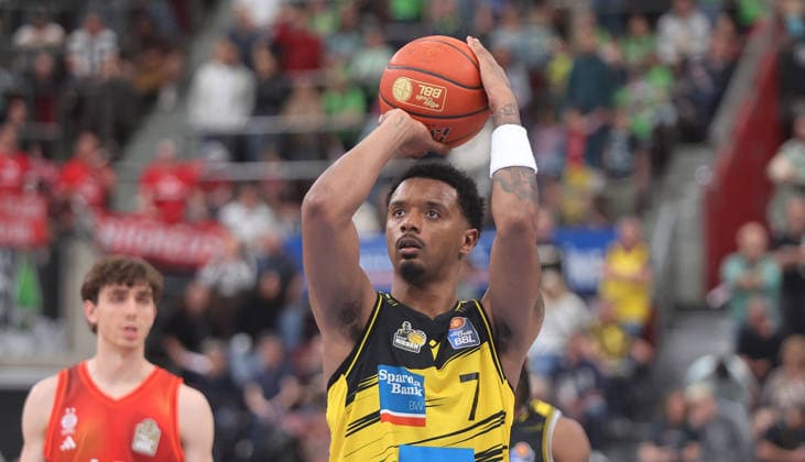 Ludwigsburg , easyCredit Basketball Bundesliga MHP Riesen Ludwigsburg vs. Bayern München , Elijah Hughes ( Riesen )