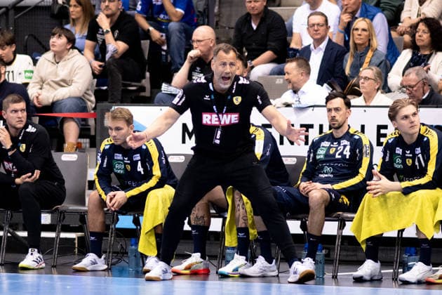 Maik Maschulla, (Rhein Neckar Loewen, Trainer Coach), on fire TVB Stuttgart vs. Rhein Neckar Loewen, DAIKIN Handballbundesliga, 31. Spieltag, Saison 2025 2026, 07.05.2026 Eibner-Pressefoto Andreas Ulmer TVB Stuttgart vs. Rhein Neckar Loewen, DAIKIN Handballbundesliga, 31. Spieltag, Saison 2025 2026, 07.05.2026 Stuttgart Copyright: xEibner-Pressefoto AndreasxUlmerx EP_AUR