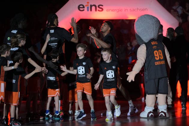 easyCredit Basketball Bundesliga, 33. Spieltag, Niners Chemnitz -Frankfurt Skyliners 07.05.2026 ab 18.30 Uhr Chemnitz, Chemnitz Arena Im Foto: easyCredit Basketball Bundesliga, 33. Spieltag, Niners Chemnitz - Frankfurt Skyliners easyCredit Basketball Bundesliga, 33. Spieltag, Niners Chemnitz - Frankfurt Skyliners Chemnitz Sachsen Deutschland