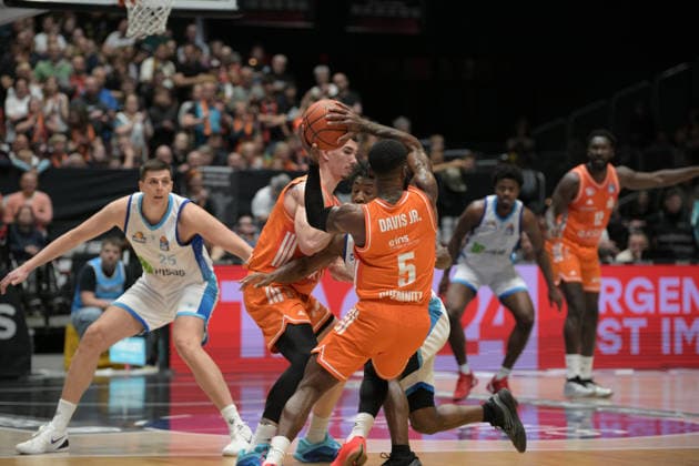 easyCredit Basketball Bundesliga, 33. Spieltag, Niners Chemnitz -Frankfurt Skyliners 07.05.2026 ab 18.30 Uhr Chemnitz, Chemnitz Arena Im Foto: Cory Davis(5) easyCredit Basketball Bundesliga, 33. Spieltag, Niners Chemnitz - Frankfurt Skyliners Chemnitz Sachsen Deutschland