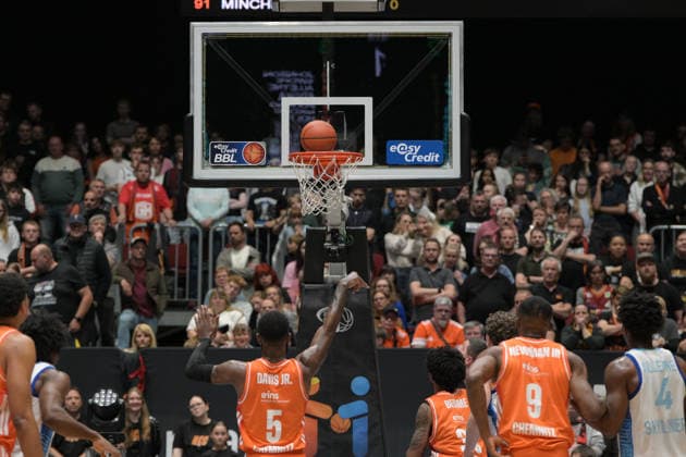 easyCredit Basketball Bundesliga, 33. Spieltag, Niners Chemnitz -Frankfurt Skyliners 07.05.2026 ab 18.30 Uhr Chemnitz, Chemnitz Arena Im Foto: Freiwurf Cory Davis(5) easyCredit Basketball Bundesliga, 33. Spieltag, Niners Chemnitz - Frankfurt Skyliners Chemnitz Sachsen Deutschland