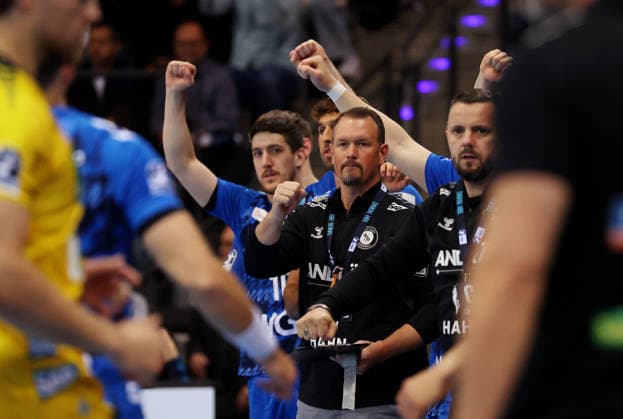 07.05.2026, Deutschland, Stuttgart, DAIKIN HBL Handball Bundesliga Saison 2025 2026, TVB Stuttgart vs. Rhein-Neckar Löwen, TVB Trainer Misha Kaufmann jubelt, Jubel