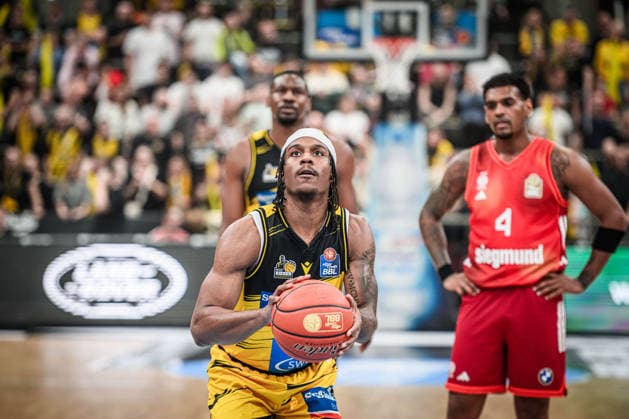 Stefan Smith (MHP RIESEN Ludwigsburg, 03) - Freiwurf GER, MHP Riesen Ludwigsburg vs. FC Bayern Muenchen Basketball, Basketball Bundesliga, easycredit BBL, 33. Spieltag, Spielzeit 2025 2026, 07.05.2026 GER, MHP Riesen Ludwigsburg vs. FC Bayern Muenchen Basketball, Basketball Bundesliga, easycredit BBL, 33. Spieltag, Spielzeit 2025 2026, 07.05.2026 Ludwigsburg Copyright: xSandyxDinkelackerx EP_SDR