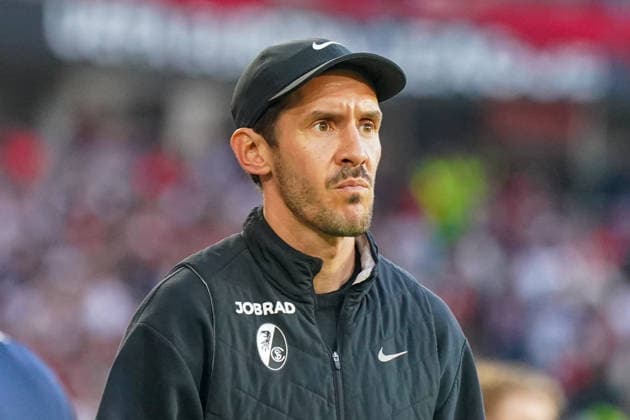 Deutschland: Fussball Europa League 2025 - 2026, Halbfinale - SC Freiburg vs Sporting Braga - Europa Park Stadion (Freiburg): Julian Schuster (SC Freiburg, Trainer) Copyright: xJOERANxSTEINSIEKx
