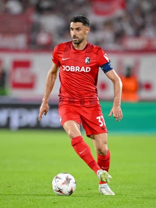 Vincenzo Grifo (SC Freiburg) controls the Ball during the UEFA Europa League 2025 26 Semi-Final Second Leg match between Club Freiburg and SC Braga at Stadion am Wolfswinkel on May 7, 2026 in Freiburg im Breisgau, Germany. (Photo by Harry Langer DeFodi Images) -