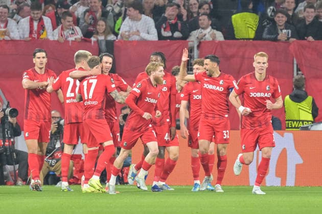 Jubel zum Tor zum 1:0 durch Lukas Kuebler (SC Freiburg, 17) GER, SC Freiburg - Sporting Braga, Fussball, Europa League, Halbfinale, Saison 2025 2026, 07.05.2026 GER, SC Freiburg - Sporting Braga, Fussball, Europa League, Halbfinale, Saison 2025 2026, 07.05.2026 Freiburg Copyright: xEibner-Pressefoto ThomasxHessx EP_THS