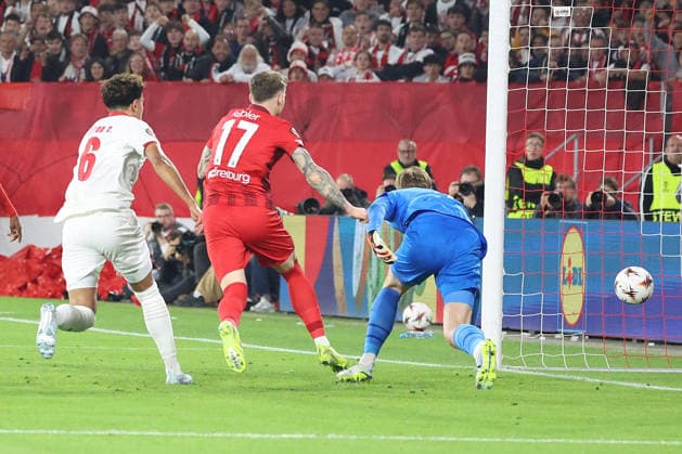 07.05.2026, xrekx, Fussball UEFA Europa League, SC Freiburg - Sporting Braga v.l. Torjubel nach dem Tor zum celebrating the goal celebrate 1:0 durch Lukas Kübler Kuebler (SC Freiburg) (DFL DFB REGULATIONS PROHIBIT ANY USE OF PHOTOGRAPHS as IMAGE SEQUENCES and or QUASI-VIDEO) Freiburg