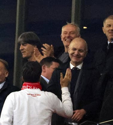 07.05.26 SC Freiburg - SC Braga Deutschland, Freiburg, 07.05.2026, Fussball, Europa League, Saison 2025 2026, Halbfinale, SC Freiburg - SC Braga: v.l. Joachim Löw, Christian Streich, Bernd Neuendorf.