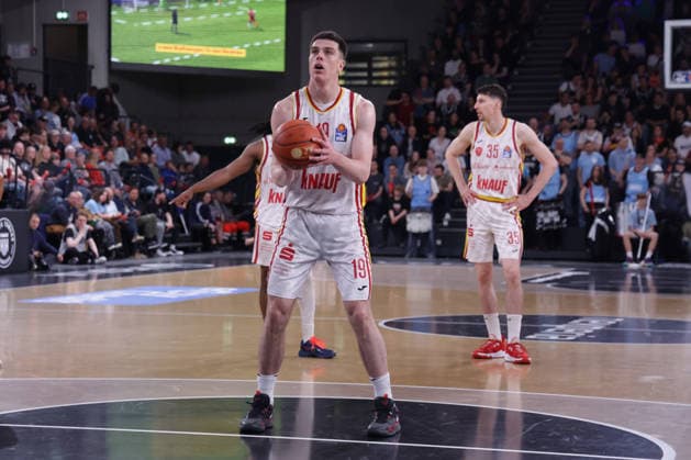 2026.05.07 xfsx GER,Hamburg,1.Basketballl Bundesliga, easyCredit BBL,Veolia Towers Hamburg vs Fitness First Wuerzburg Baskets, in der Inselpark Arena , v.l. Christian Skladanowski (Wuerzburg Baskets ,19) Copyright: HMBxMedia FernandoxSoares