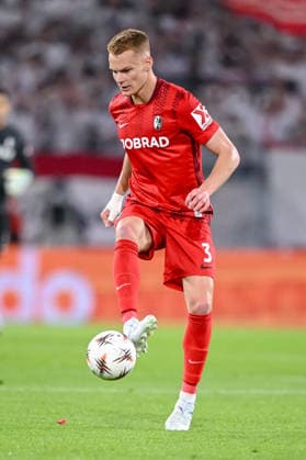 Philipp Lienhart (SC Freiburg) controls the Ball during the UEFA Europa League 2025 26 Semi-Final Second Leg match between Club Freiburg and SC Braga at Stadion am Wolfswinkel on May 7, 2026 in Freiburg im Breisgau, Germany. (Photo by Harry Langer DeFodi Images) -
