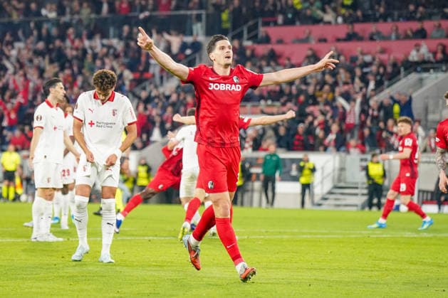 Deutschland: Fussball Europa League 2025 - 2026, Halbfinale - SC Freiburg vs Sporting Braga - Europa Park Stadion (Freiburg): Igor Matanovic (SC Freiburg, 31) Freude, Emotionen, Jubel Copyright: xJOERANxSTEINSIEKx