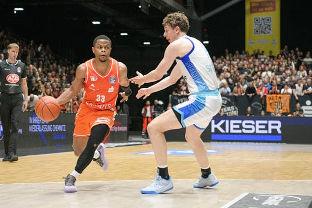 easyCredit Basketball Bundesliga, 33. Spieltag, Niners Chemnitz -Frankfurt Skyliners 07.05.2026 ab 18.30 Uhr Chemnitz, Chemnitz Arena Im Foto: Eric Washington(33) easyCredit Basketball Bundesliga, 33. Spieltag, Niners Chemnitz - Frankfurt Skyliners Chemnitz Sachsen Deutschland