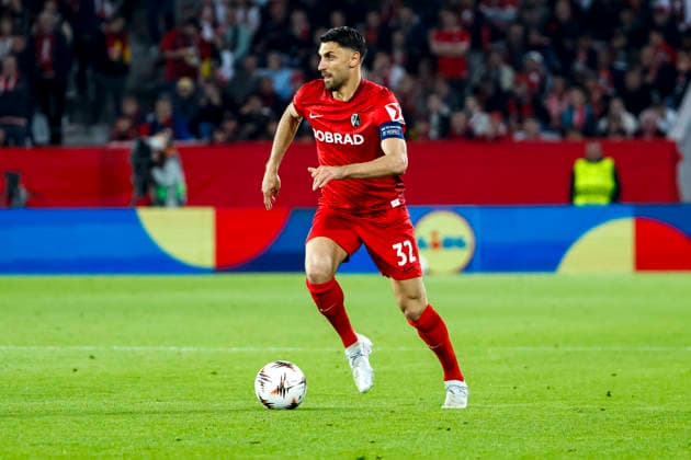 Vincenzo Grifo (SC Freiburg, 32) am Ball , Deutschland, Fussball, UEFA Europa League, Halbfinale, 2025 2026, SC Freiburg vs. Sporting Braga, 07.05.2026, Freiburg im Breisgau Europa-Park Stadion Deutschland Copyright: xGrantxHubbsx