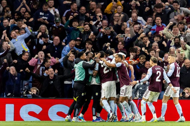 Aston Villa v Nottingham Forest, Europa League, Semi-Final GOAL scores 2-0 Aston Villa midfielder Emi Buendia (10) scores from penalty and celebrates during the Europa League semi final second leg match between Aston Villa and Nottingham Forest at Villa Park, Birmingham, UK on 7 May 2026. Birmingham Villa Park West Midlands UK Editorial use only , Copyright: xManjitxNarotrax PSI-24205-0036