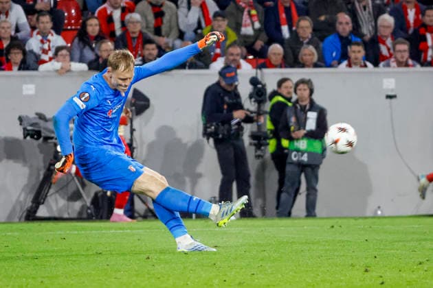 Lukas Hornicek (Sporting Braga, 01) , Deutschland, Fussball, UEFA Europa League, Halbfinale, 2025 2026, SC Freiburg vs. Sporting Braga, 07.05.2026, Freiburg im Breisgau Europa-Park Stadion Deutschland Copyright: xGrantxHubbsx